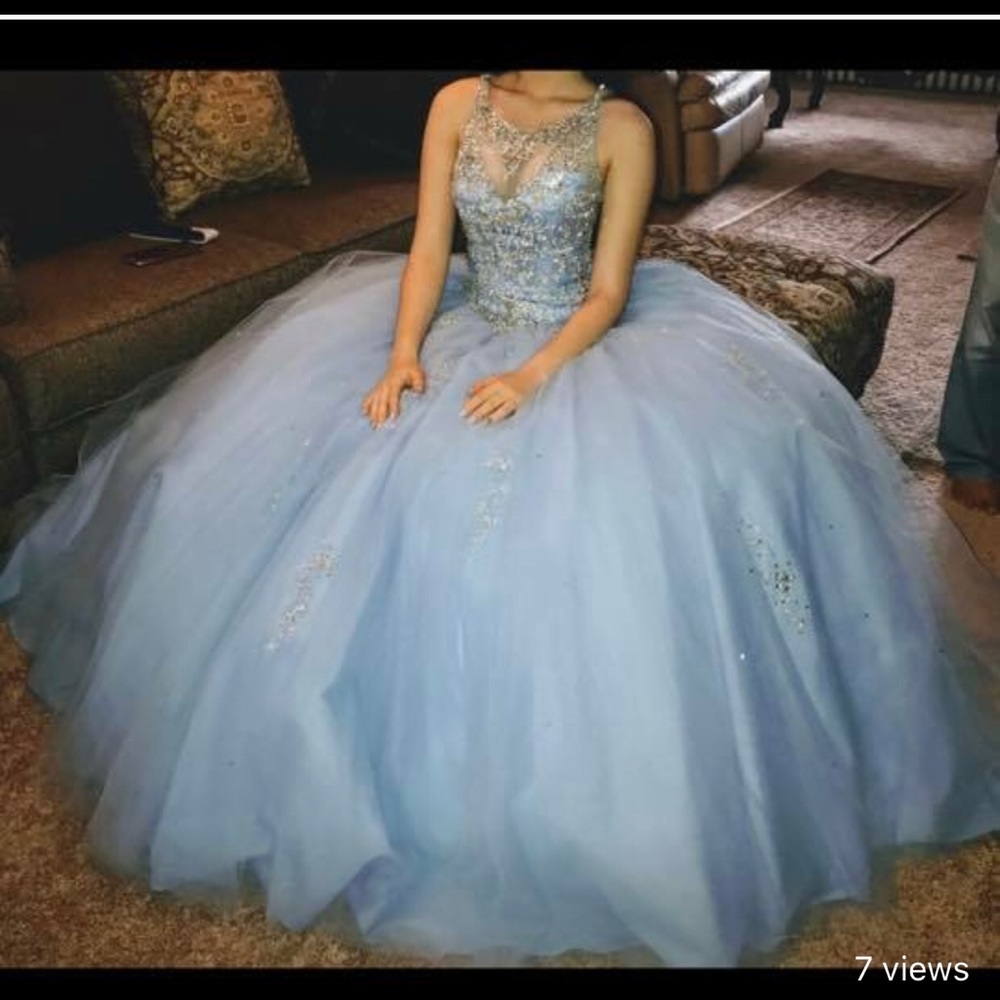 A gown for sweet sixteen or 15 prom ball